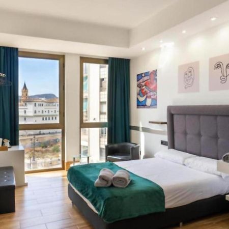 Ilustre Rooms Малага Екстериор снимка