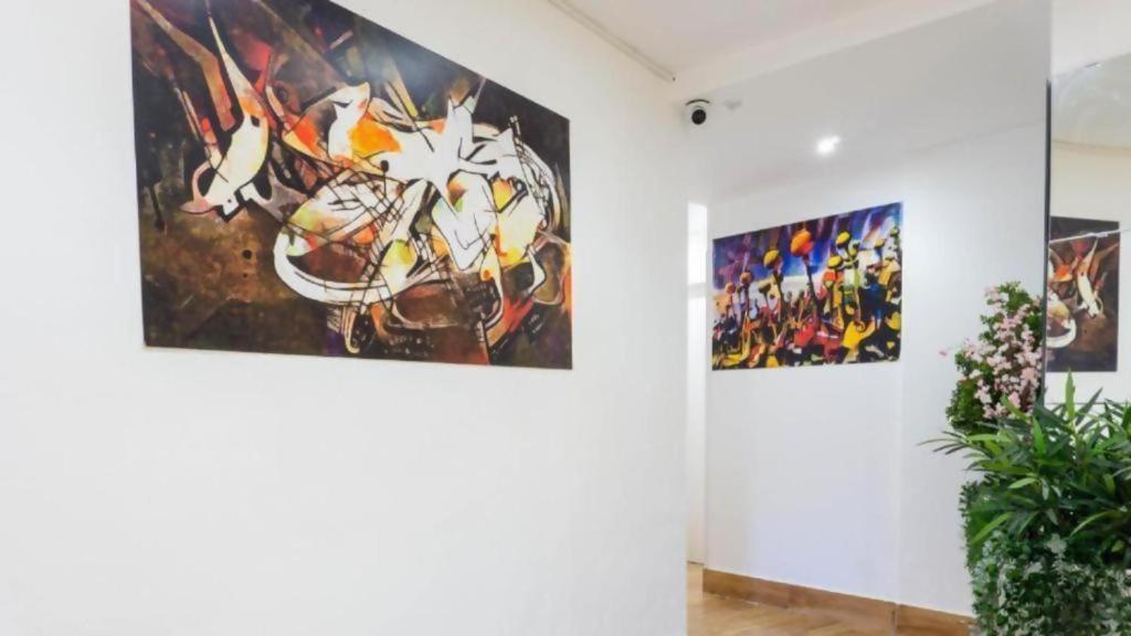 Ilustre Rooms Малага Стая снимка