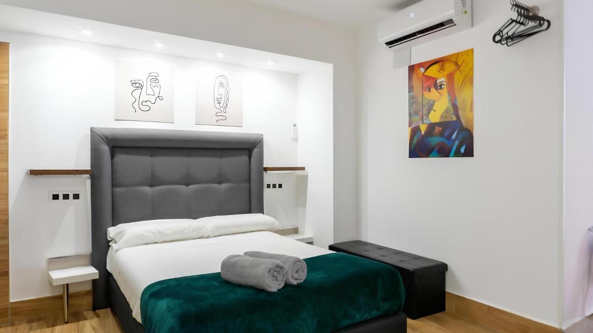 Ilustre Rooms Малага Екстериор снимка